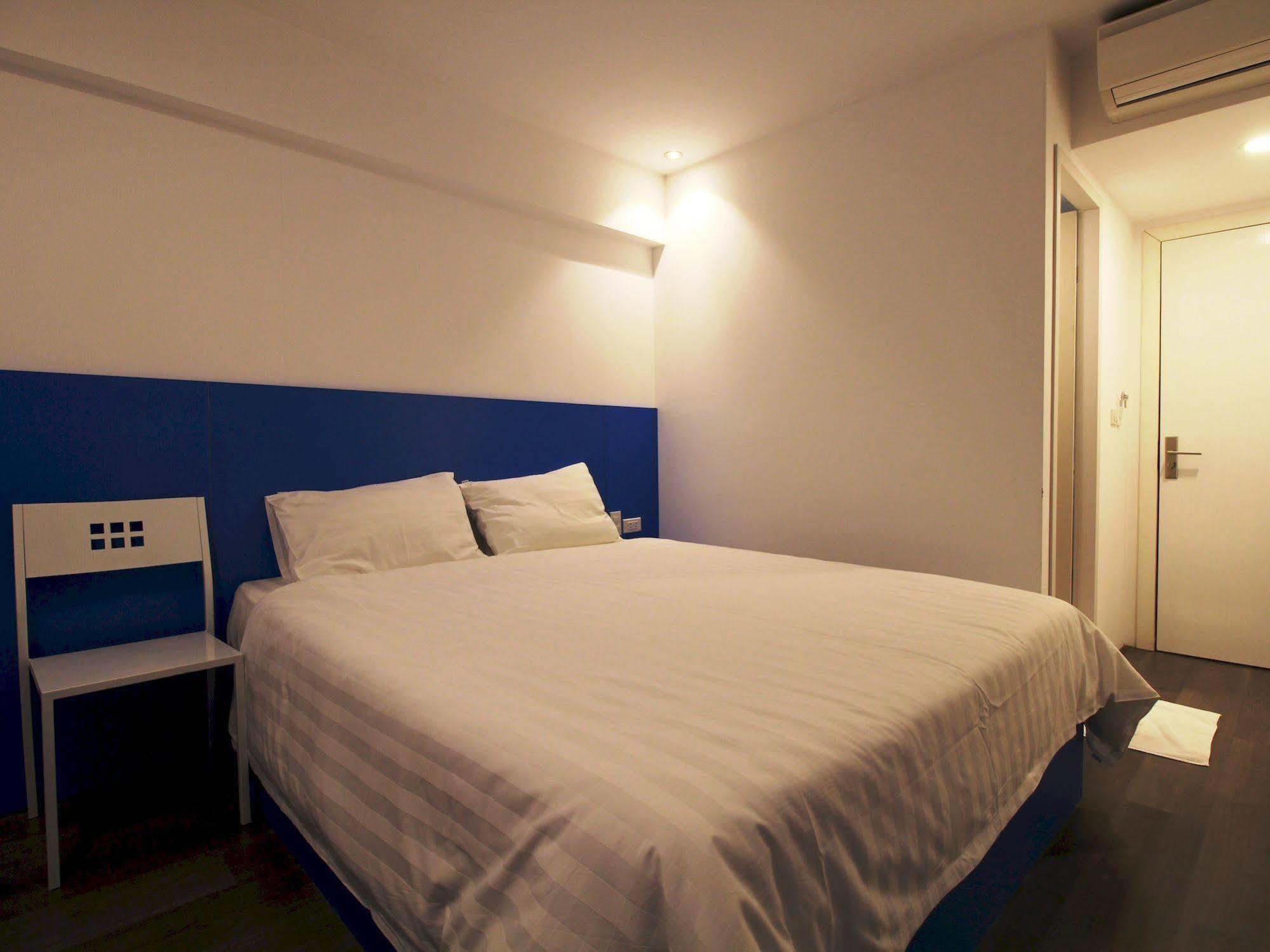 דואונג דונג Emis Hotel מראה חיצוני תמונה