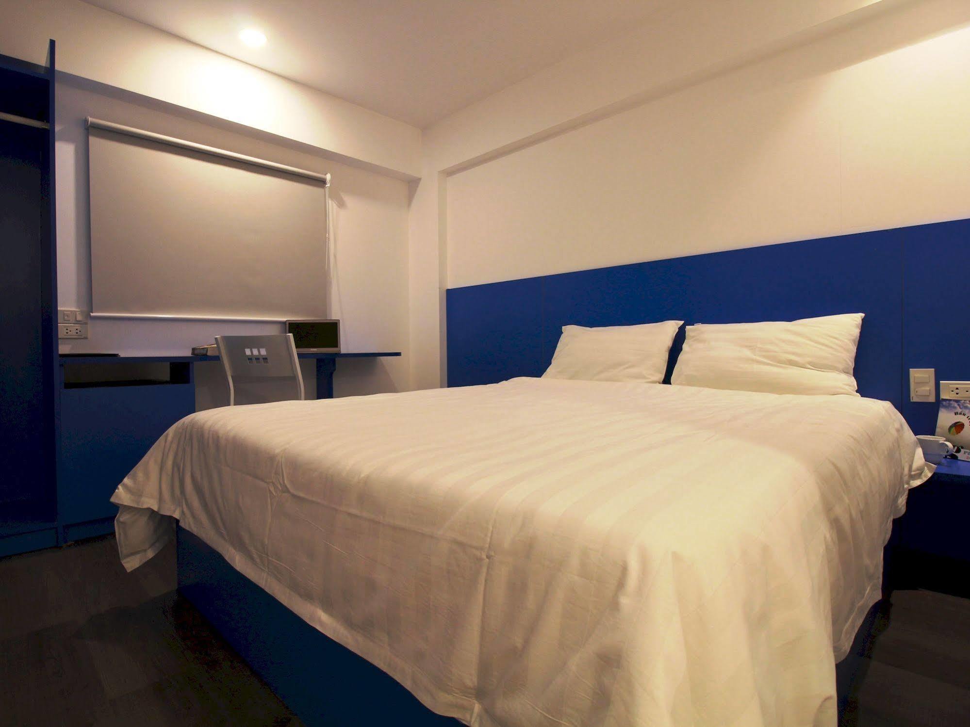 דואונג דונג Emis Hotel מראה חיצוני תמונה